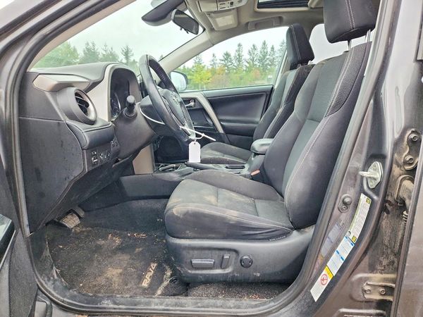 2018 TOYOTA RAV4 Adventure/XLE — DENT