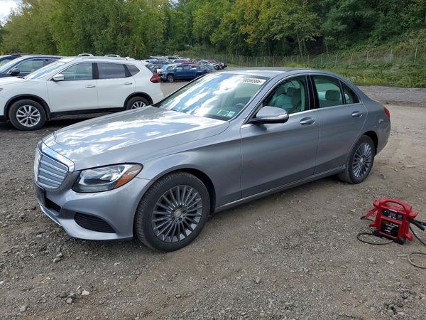 2015 MERCEDES-BENZ C — DSFA — Front 3/4