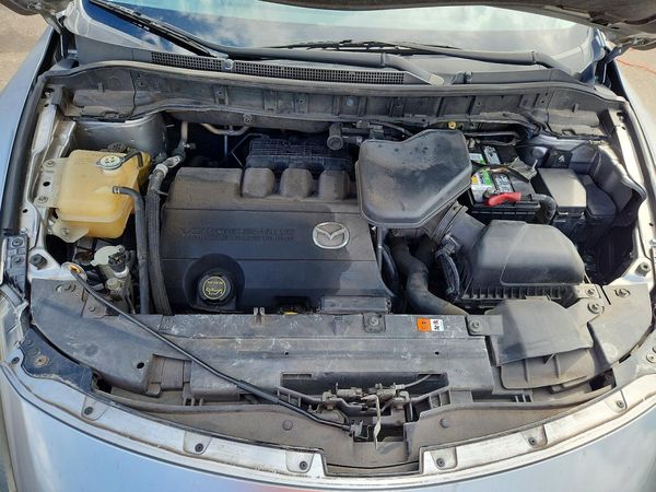 2014 MAZDA CX-9 Touring/GS — Engine bay