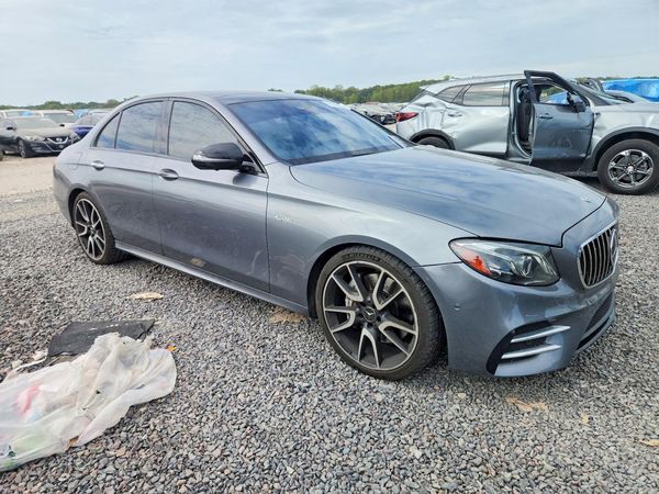 2018 MERCEDES-BENZ E AMG E43 — Passenger 3/4
