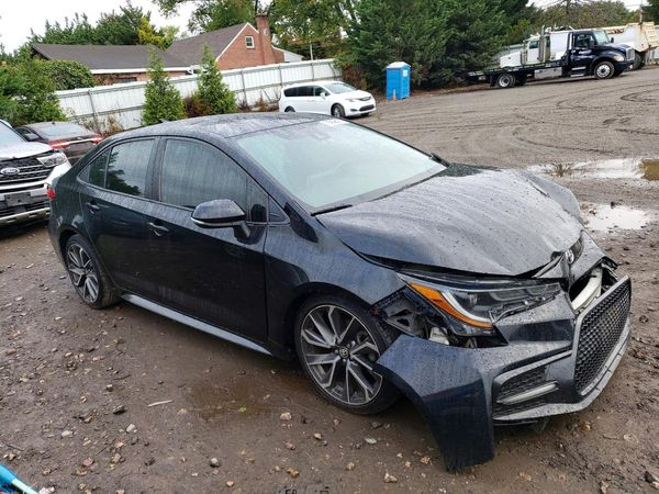 2020 TOYOTA COROLLA SE, CVT — Passenger 3/4