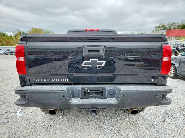 2017 CHEVROLET SILVERADO LT — DIRR