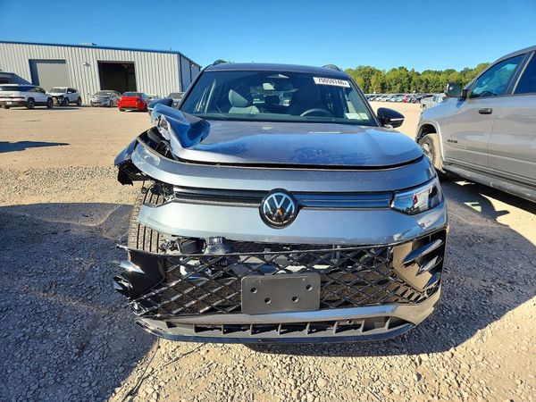 2026 VOLKSWAGEN TIGUAN 4Motion SE R-Line Black — DIRF