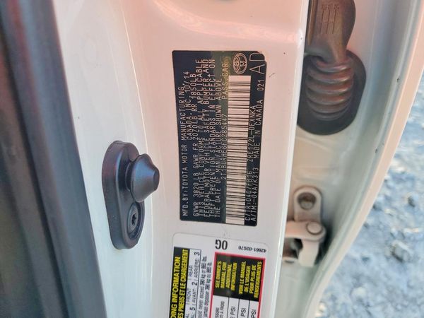 2015 TOYOTA COROLLA L/LE — VINS