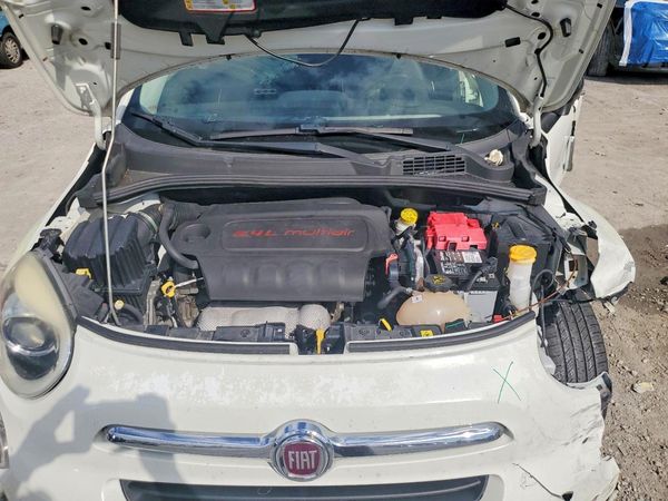 2018 FIAT 500 Pop — Engine bay