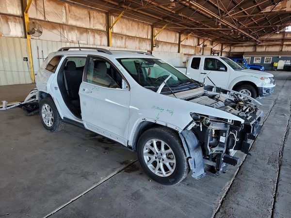 2017 JEEP CHEROKEE — Passenger 3/4