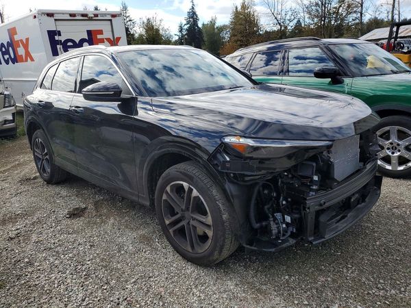2026 AUDI Q5 quattro Premium Plus — Passenger 3/4