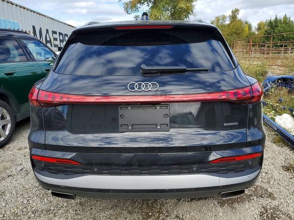 2026 AUDI Q5 quattro Premium Plus — DIRR