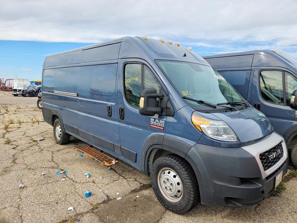 2021 RAM PROMASTER 3500 — Passenger 3/4