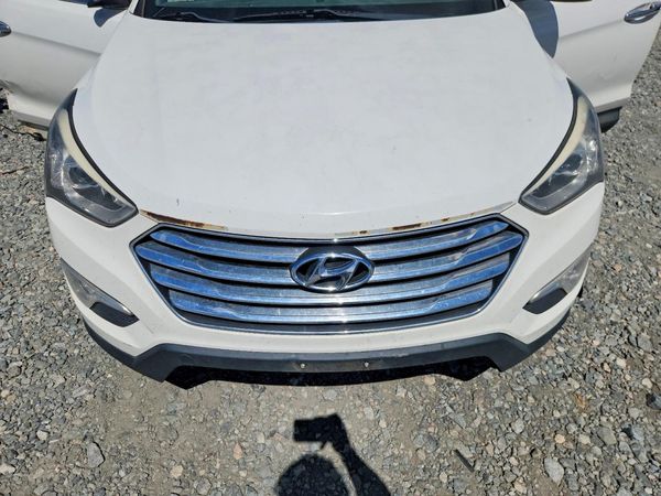 2016 HYUNDAI SANTA FE GI — Engine bay