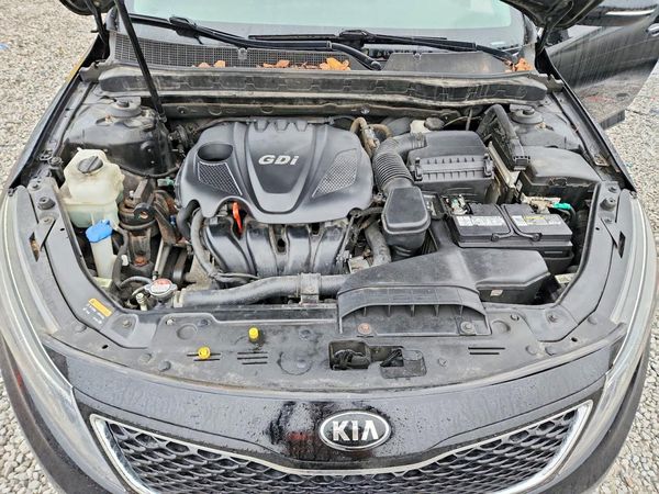 2015 KIA OPTIMA GL - Middle-low — Engine bay