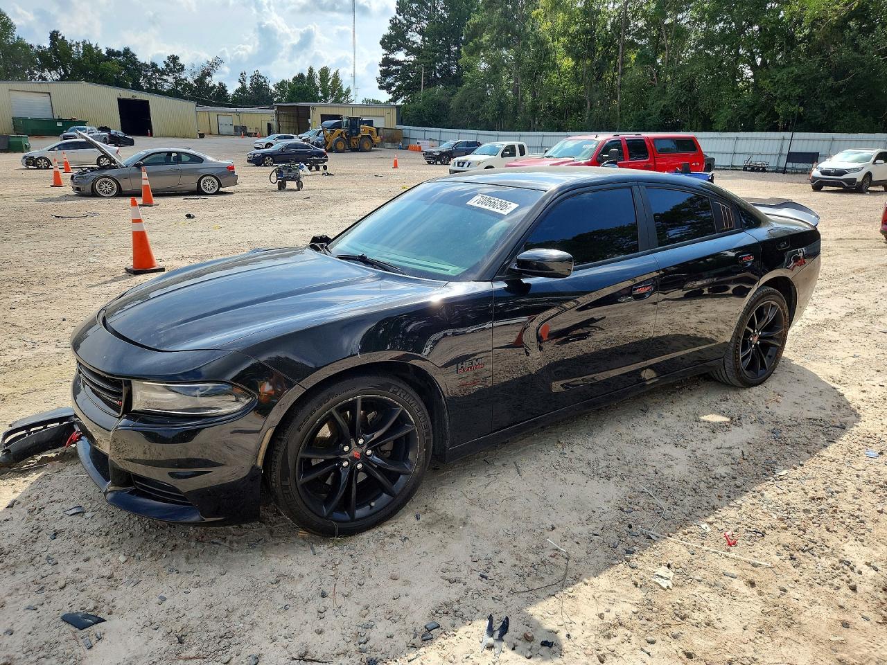 2018 DODGE CHARGER R/T — Front 3/4