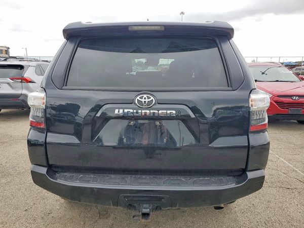 2024 TOYOTA 4RUNNER SR5 — DIRR