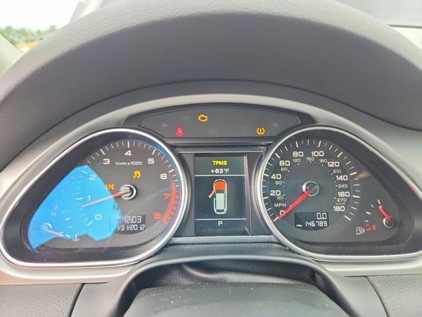 2013 AUDI Q7 Premium Plus — ODOM