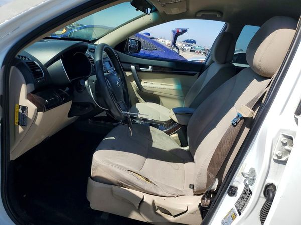 2015 KIA SORENTO GL — DENT