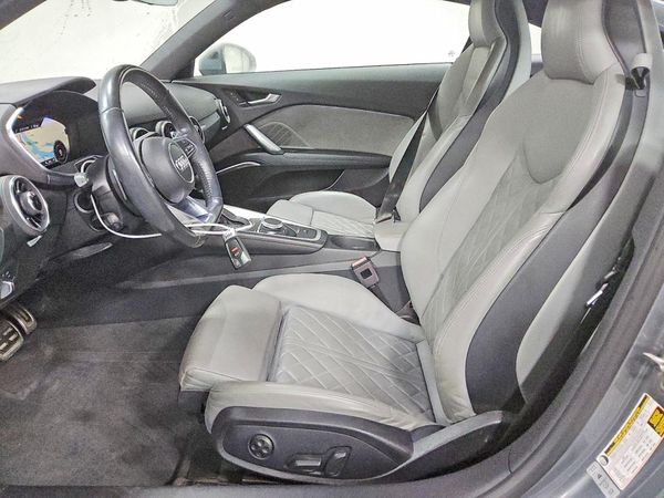 2018 AUDI TT quattro — DENT