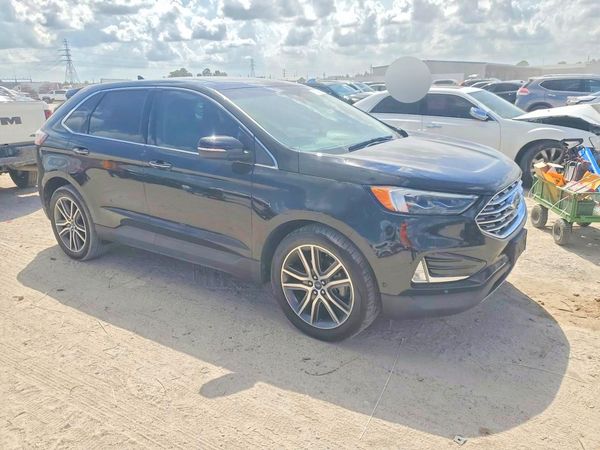 2019 FORD EDGE Titanium — Passenger 3/4