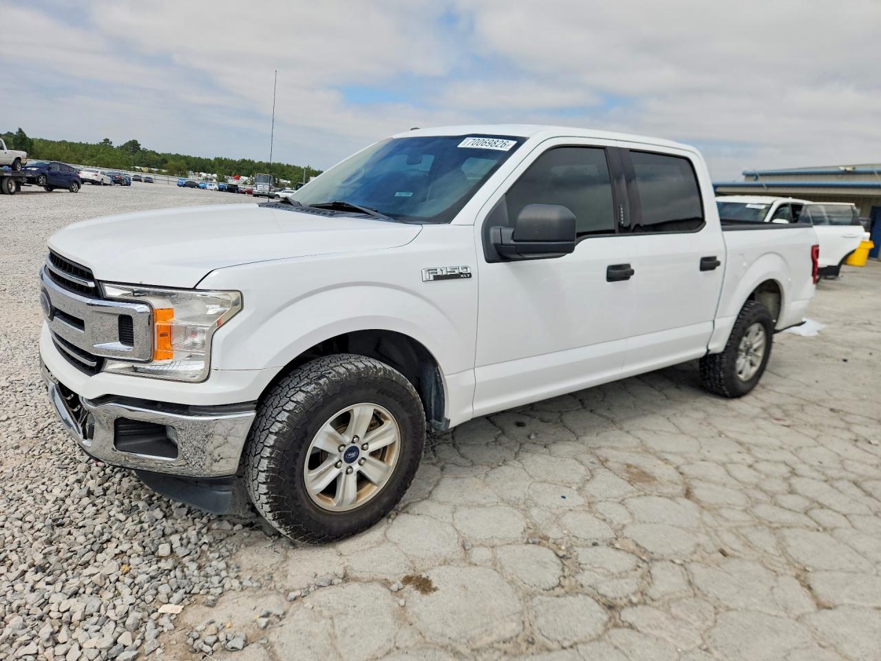 2018 FORD F150 — Front 3/4