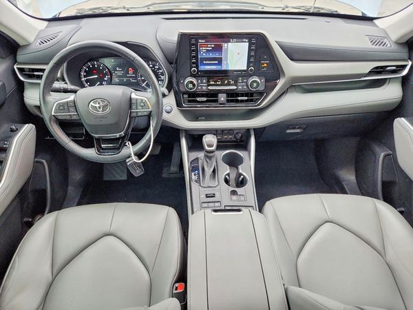 2020 TOYOTA HIGHLANDER XLE Nav — CKPT