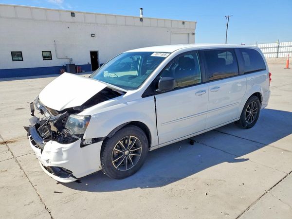 2015 DODGE CARAVAN SE — Front 3/4
