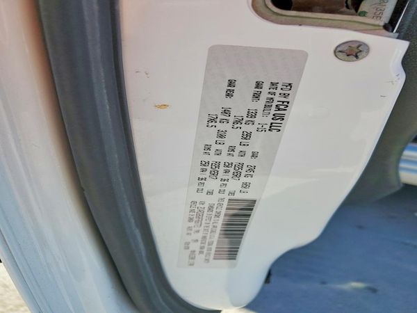2015 DODGE CARAVAN SE — VINS