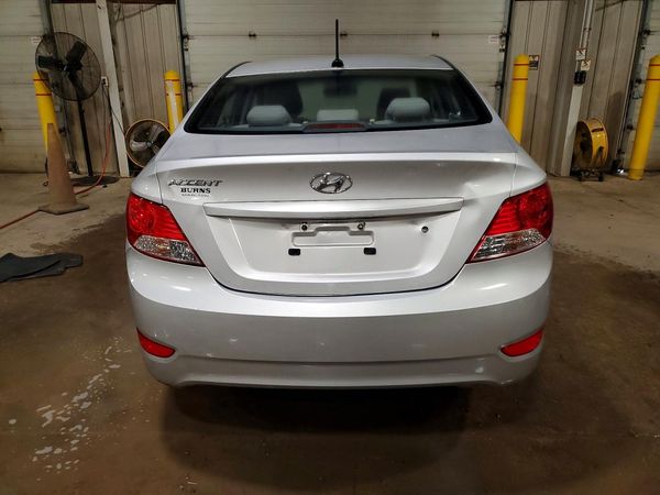 2013 HYUNDAI ACCENT GLS Premium/ SE — DIRR