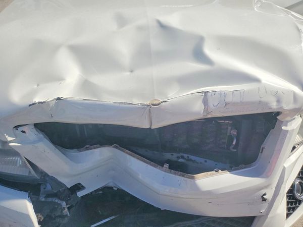 2012 MERCEDES-BENZ GLK GLK350 — Engine bay