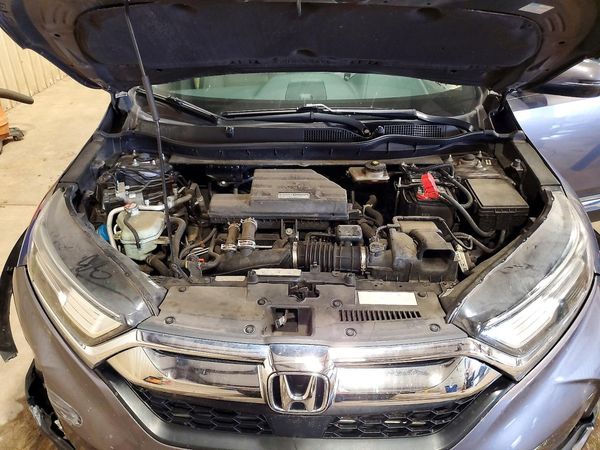 2018 HONDA CRV TOURING — Engine bay
