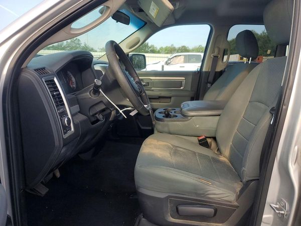 2017 RAM 1500 SLT — DENT