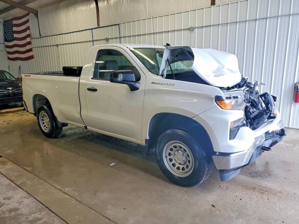 2024 CHEVROLET SILVERADO Work Truck — Passenger 3/4