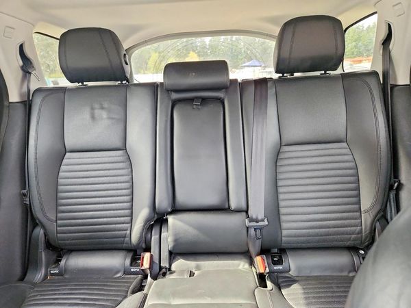 2016 LAND ROVER DISCOVERY HSE Lux — SUVN