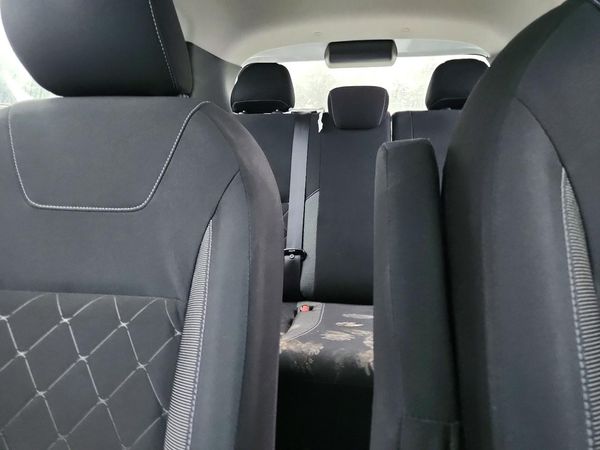 2020 NISSAN KICKS — SUVN