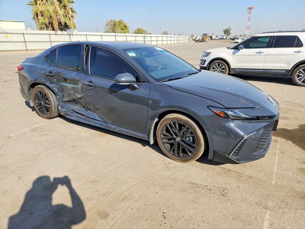 2025 TOYOTA CAMRY — Passenger 3/4