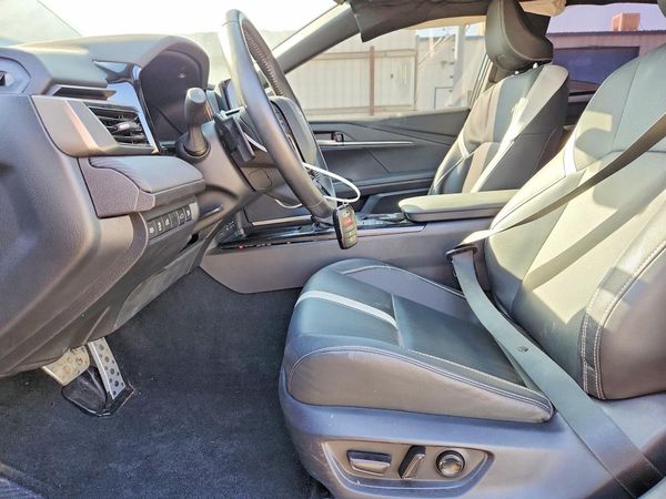 2025 TOYOTA CAMRY — DENT