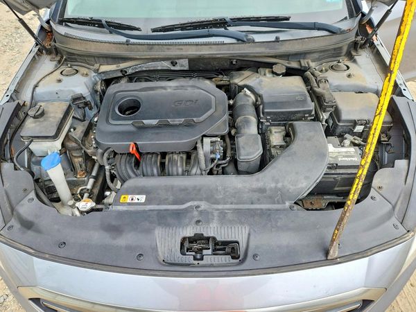 2016 HYUNDAI SONATA — Engine bay