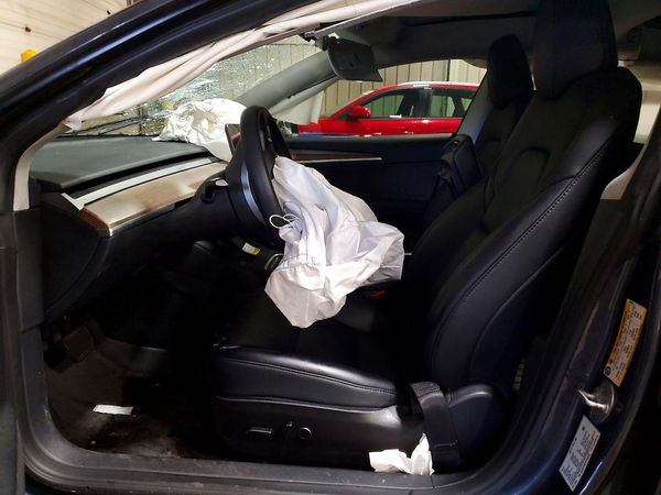 2023 TESLA MODEL 3 — DENT