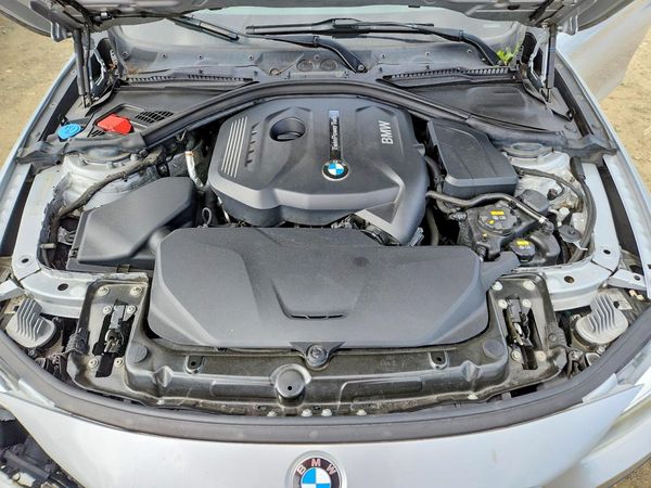 2019 BMW 430I Gran Coupe — Engine bay
