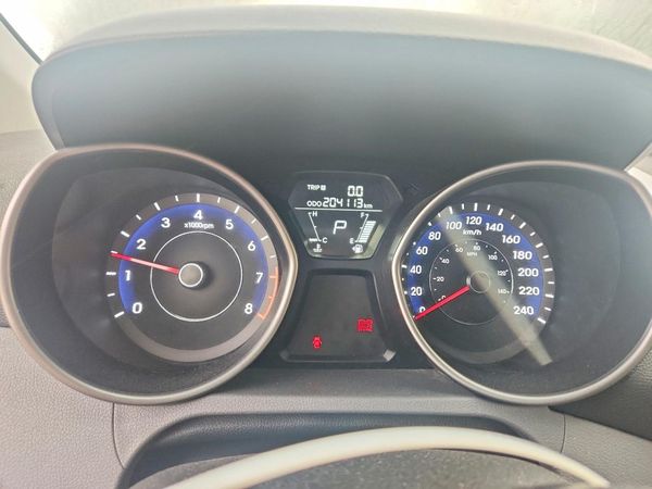 2012 HYUNDAI ELANTRA GLS(Middle grade) — ODOM