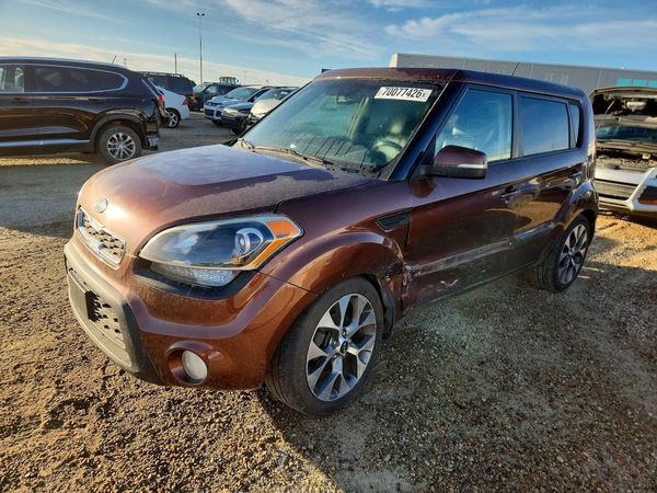 2012 KIA SOUL GL — Front 3/4
