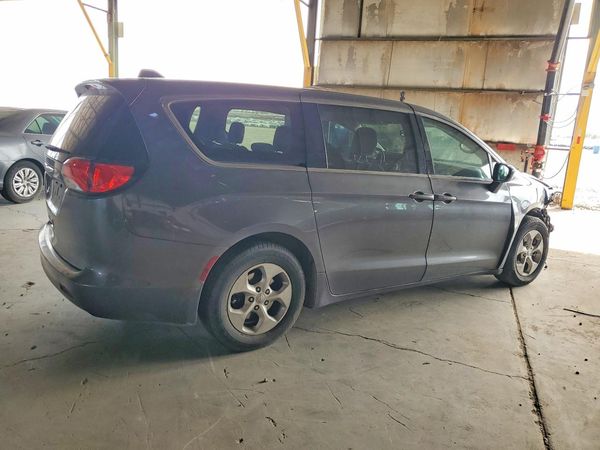 2017 CHRYSLER PACIFICA LX — PSRA