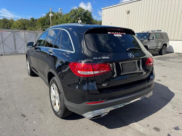 2018 MERCEDES-BENZ GLC GLC 300-4M