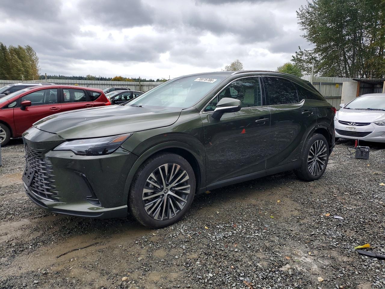 2025 LEXUS RX 350 — Front 3/4