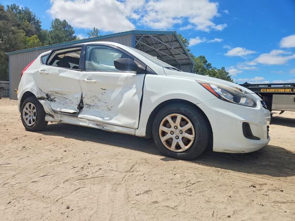 2012 HYUNDAI ACCENT GL (Middle-low grade) — Passenger 3/4