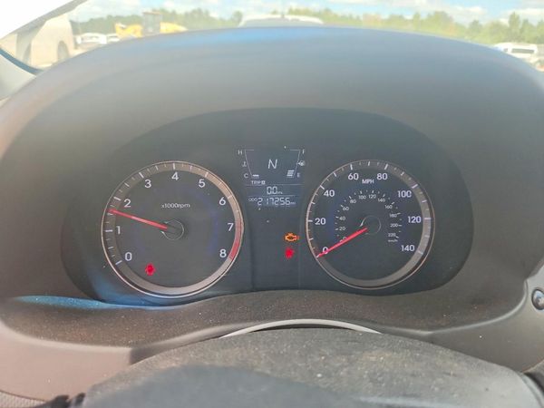 2012 HYUNDAI ACCENT GL (Middle-low grade) — ODOM