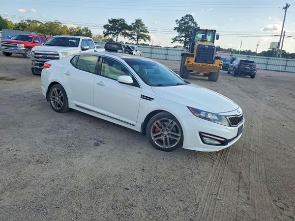 2013 KIA OPTIMA SX — Passenger 3/4