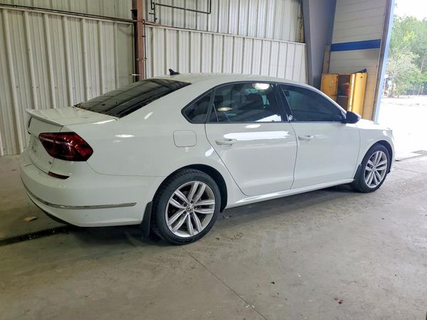 2019 VOLKSWAGEN PASSAT Wolfsburg — PSRA