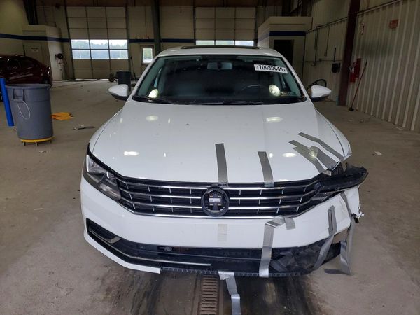 2019 VOLKSWAGEN PASSAT Wolfsburg — DIRF