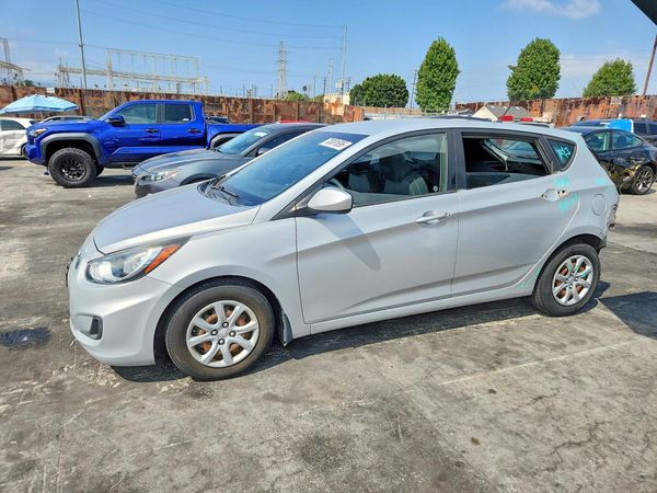 2014 HYUNDAI ACCENT — DSFA — Front 3/4