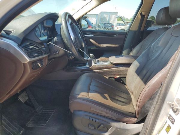 2015 BMW X5 xDrive35i — DENT