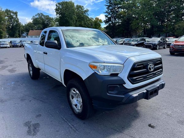 2016 TOYOTA TACOMA SR/SR5